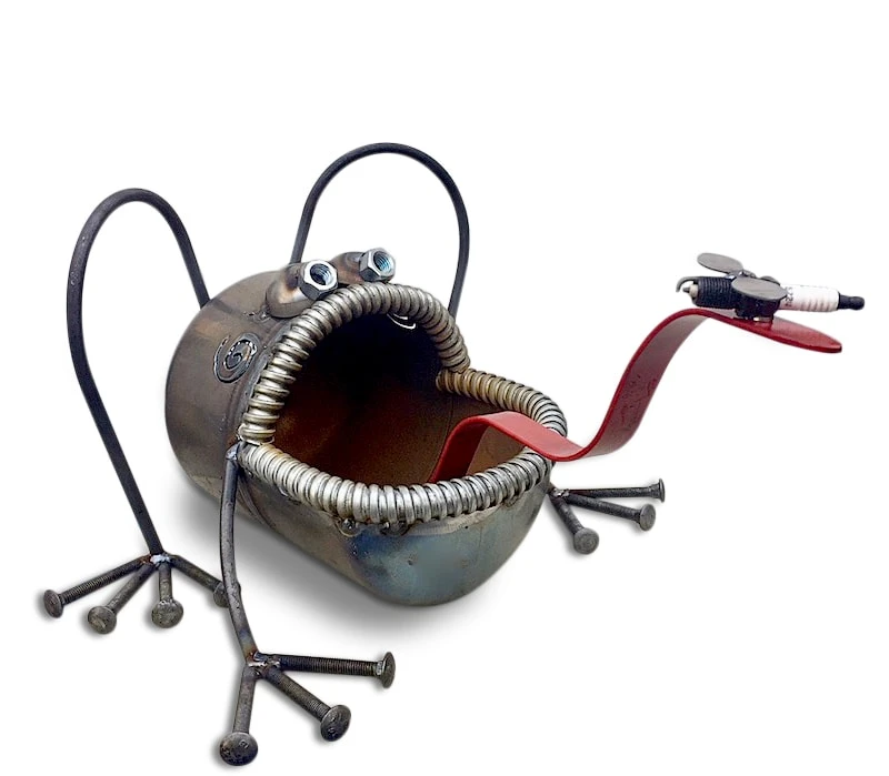 Frog Sculpture With Dragonfly 1 Frog Sculpture With Dragonfly