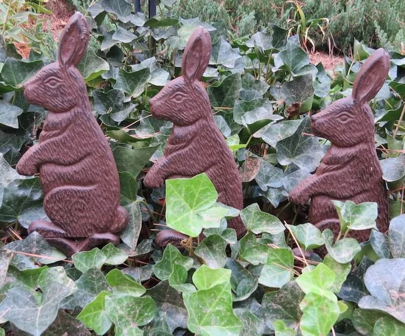Iron Rabbit Garden Stakes-Set/3 1 Iron Rabbit Garden Stakes-Set/3
