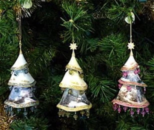 Vintage Kinkade Ornaments Set/3 1 Vintage Kinkade Ornaments Set/3