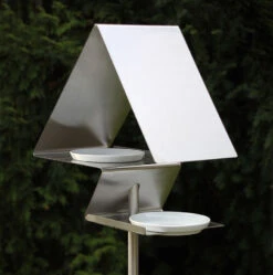Bauhaus Bird Bath/Bird Feeder-VT4 -Pet Supplies Store tall birdbath feeder 2